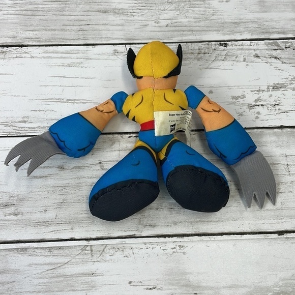 WOLVERINE PLUSH 5” MARVEL SUPER HERO X MEN - Picture 3 of 6